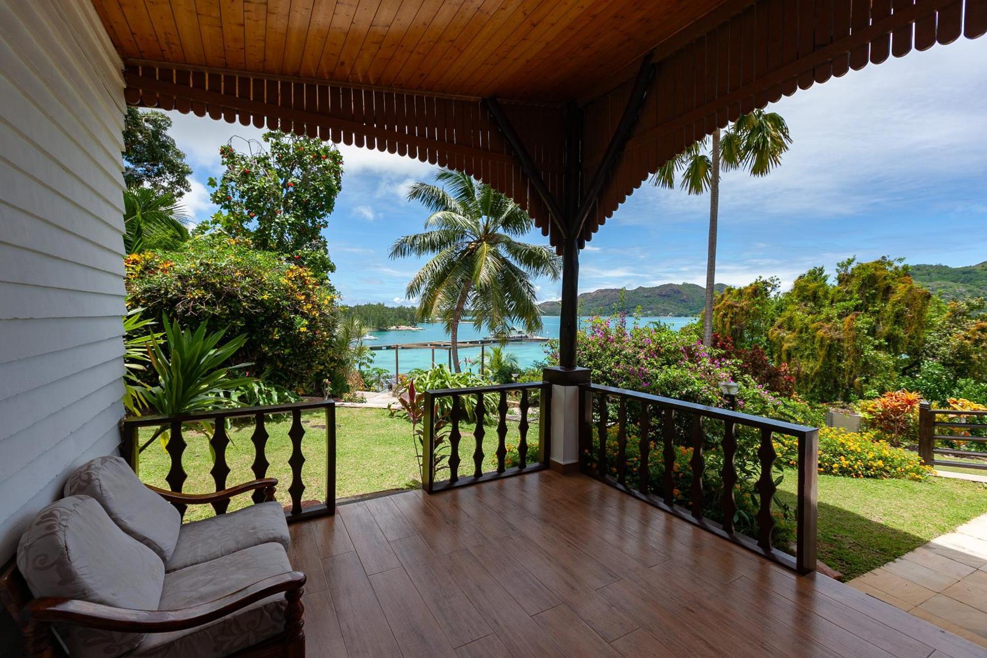 Chalets Cote Mer Baie Sainte Anne Exterior photo